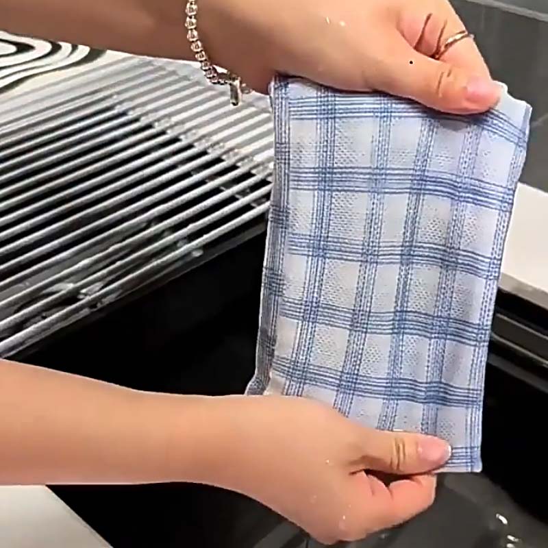 🔄 Uudelleenkäytettävä ”kertakäyttöinen” keittiöpyyhe 🌲 Suunniteltu erityisesti keittiön siivoukseen 🧽 Öljytahrat imeytyvät hetkessä 🧼