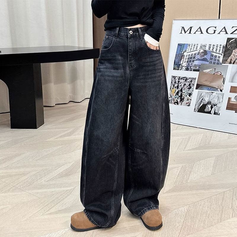 👖 Vintage-mustat korkeavyötäröiset leveät farkut