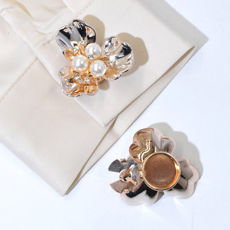🌸 Clip knopafdekkers met parels en bloemen
