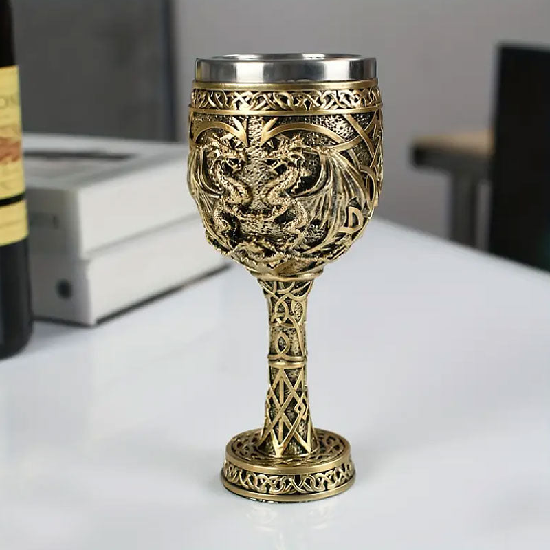 🍷 Goottilainen ja pohjoismainen fantasiapikarikokoelma