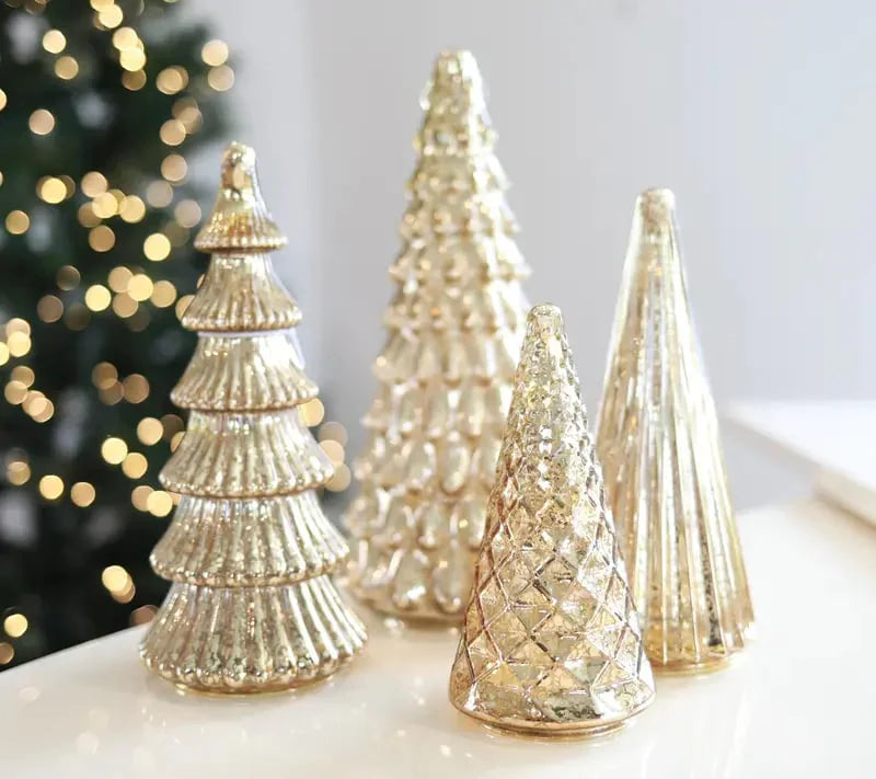 🎄 Kultainen Hohto: 5 Valaistun Joulukuusen Sarja Luomaan Täydellinen Joulutunnelma ✨