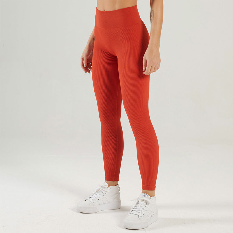 🏃‍♀️✨ U-kaulaan Urheilutopit & Leggings Sarja ✨🌿 ✅ Hengittävä Polyamidi ☁️ 💧 Hikinkestävä 🌲 Pehmeä Tukeva 🍃