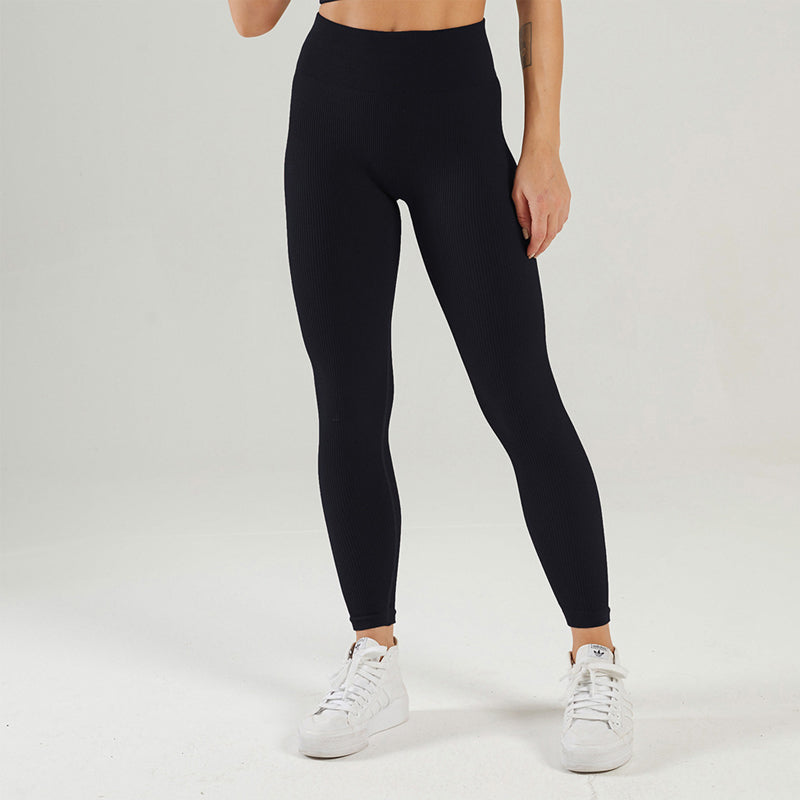 🏃‍♀️✨ U-kaulaan Urheilutopit & Leggings Sarja ✨🌿 ✅ Hengittävä Polyamidi ☁️ 💧 Hikinkestävä 🌲 Pehmeä Tukeva 🍃