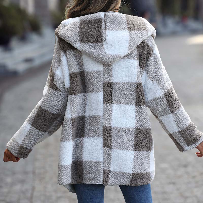 Viihtyisä ruudullinen sherpa-hupputakki naisille 🧥