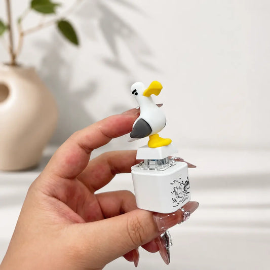 Pas op voor je patat! 🍟 Klik op de knop en hoor direct: "MINE! MINE!" 🐦💥