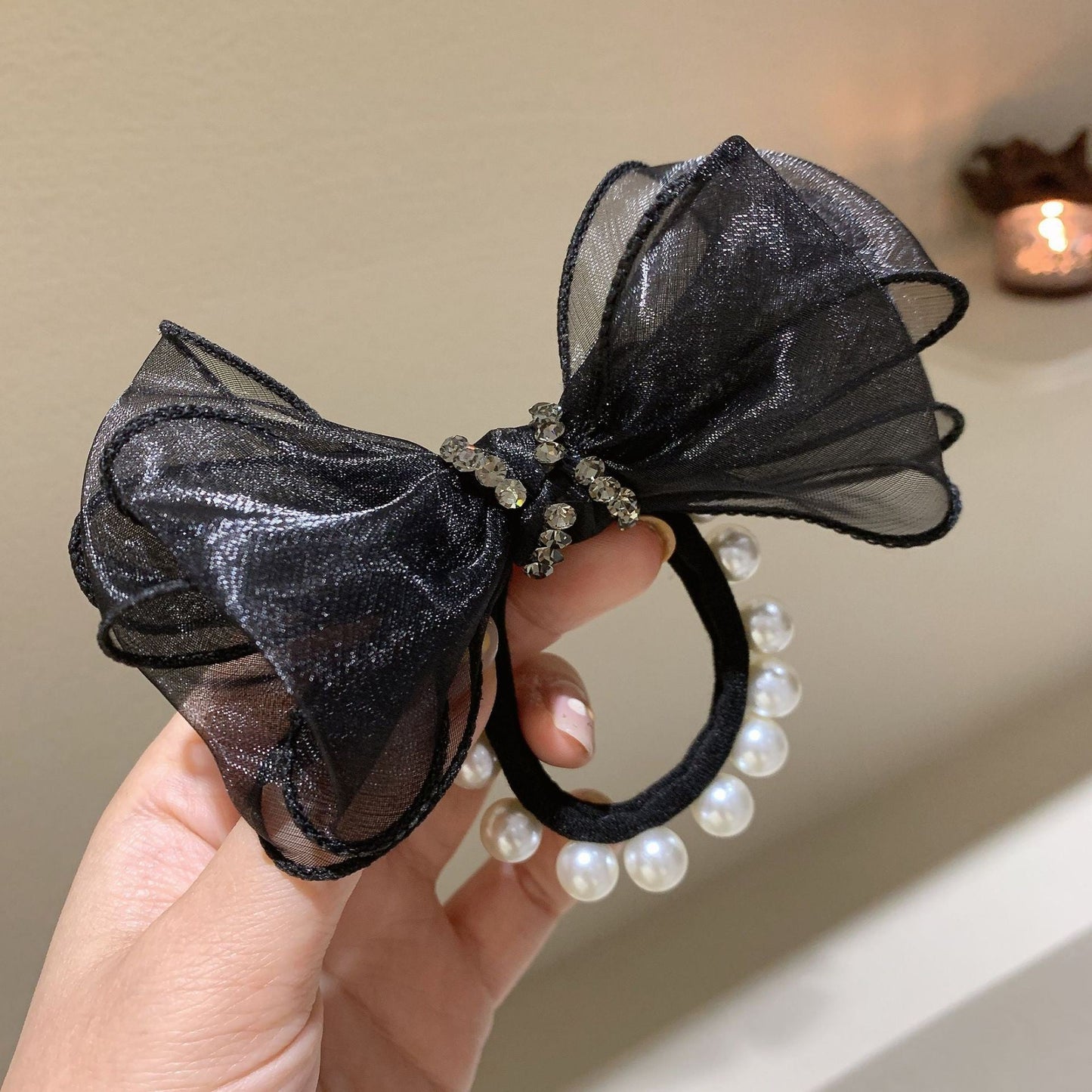 Elegantti rusettihiusklipsi – käsintehty akryylinen hainklipsi rusettikuviolla 🎀