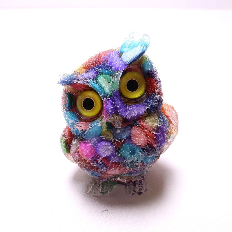 🦉 Käsintehty Pöllöhartsi Koriste Kristallisoralla - Viisauden Symboli Kotiin