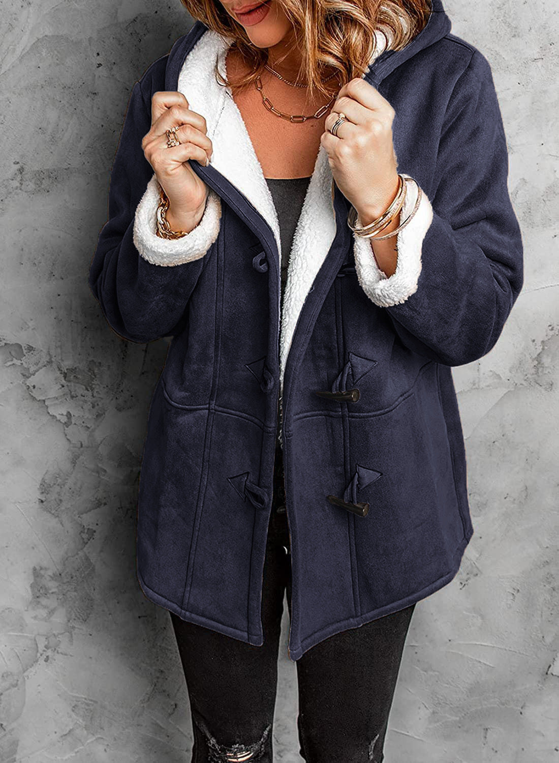 🍂🧥 Syksyn Lämpö — Naisten Keski-Pitkä Trenchcoat: Tyylikäs & Käytännöllinen 🌟