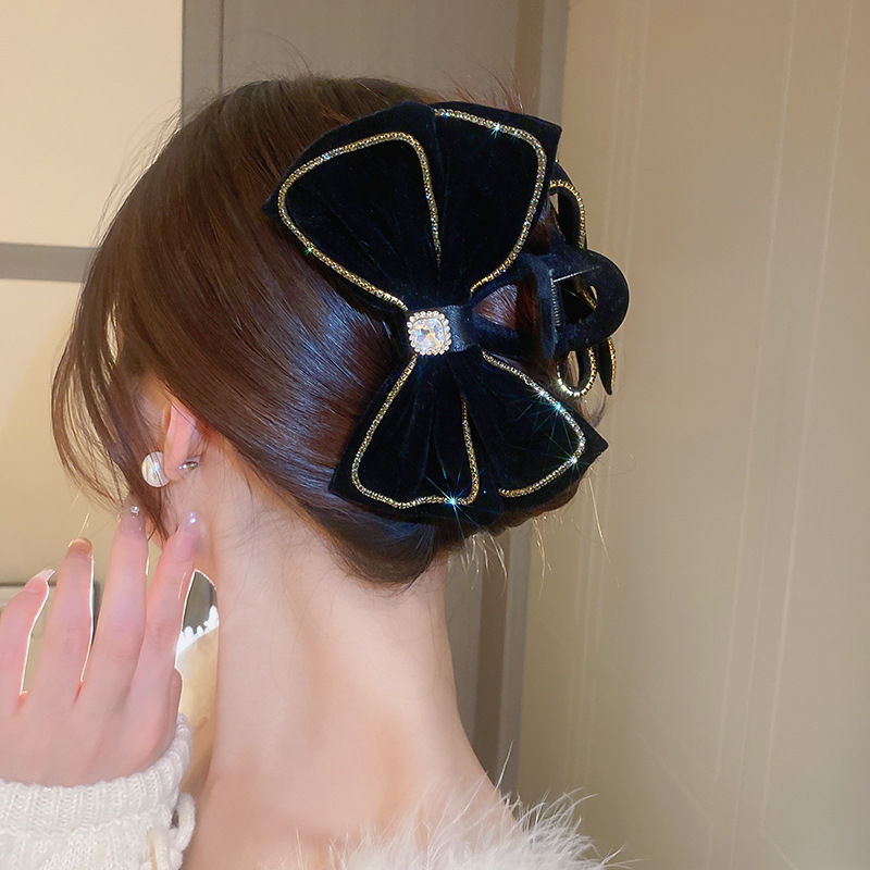 Elegantti rusettihiusklipsi – käsintehty akryylinen hainklipsi rusettikuviolla 🎀