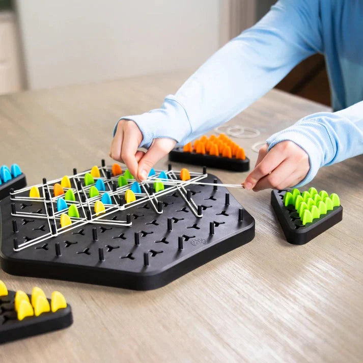 🧩 Triggle Logiikka- & Strategiapeli | Aivotreeniä koko perheelle | Kannettava & Kaikenikäisille 👨‍👩‍👧‍👦