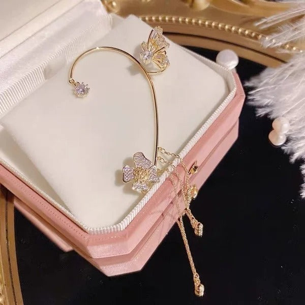 ✨🦋 Zirkonia korvakorut perhosen tassuilla